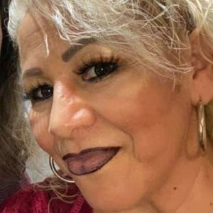 Meet your Posher, Livinia